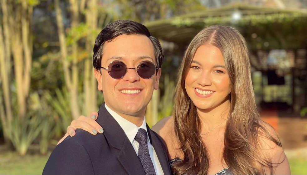Hija de Carlos Calero se comprometió en Italia. Él será el esposo de Sofía Calero