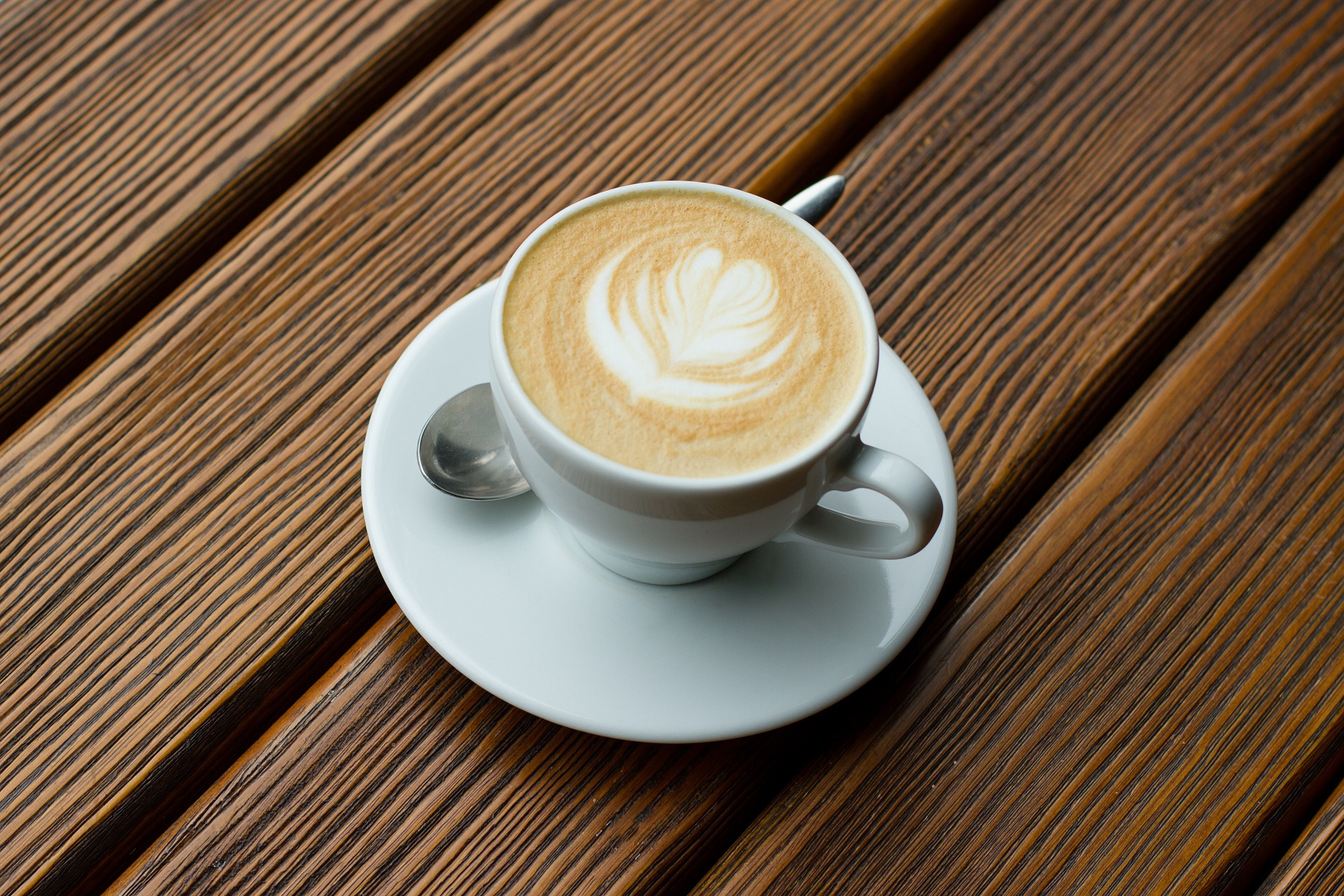 Con solo dos ingredientes prepara un capuchino perfecto