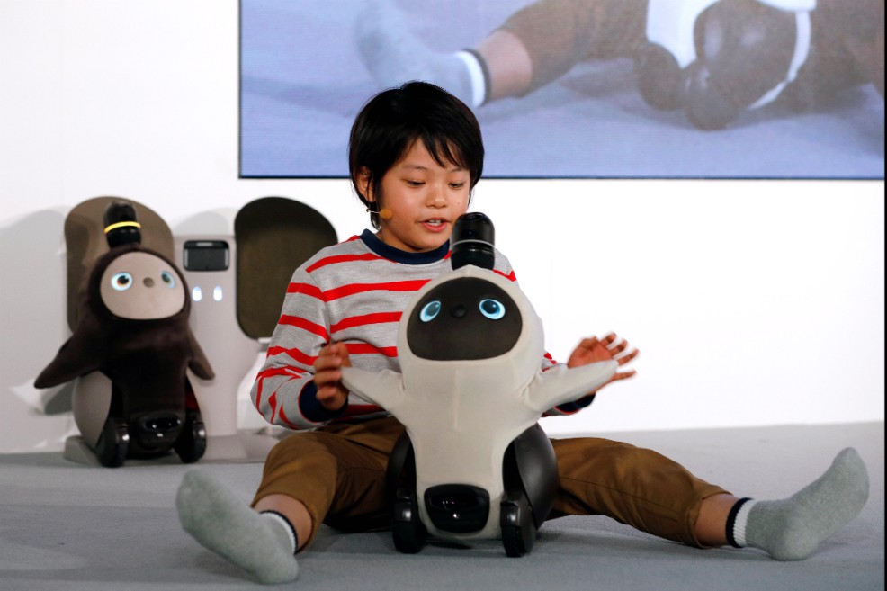Presentan robot para generar afecto y ayudar a vencer la soledad