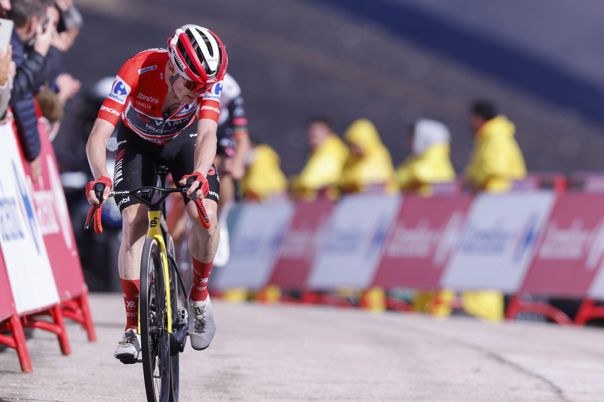 Vingegaard ganó la etapa reina y sentenció la Vuelta a España