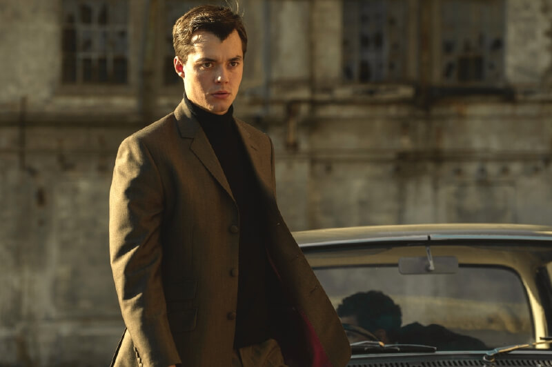 Jack Bannon, actor británico, es Alfred, el mayordomo de Batman, en la serie “Pennyworth”. / Cortesía StarzPlay
“Pennyworth”, serie del servicio streaming StarzPlay, cuenta en diez capítulos el pasado de Alfred como soldado y su faceta de espía. / Cortesía StarzPlay