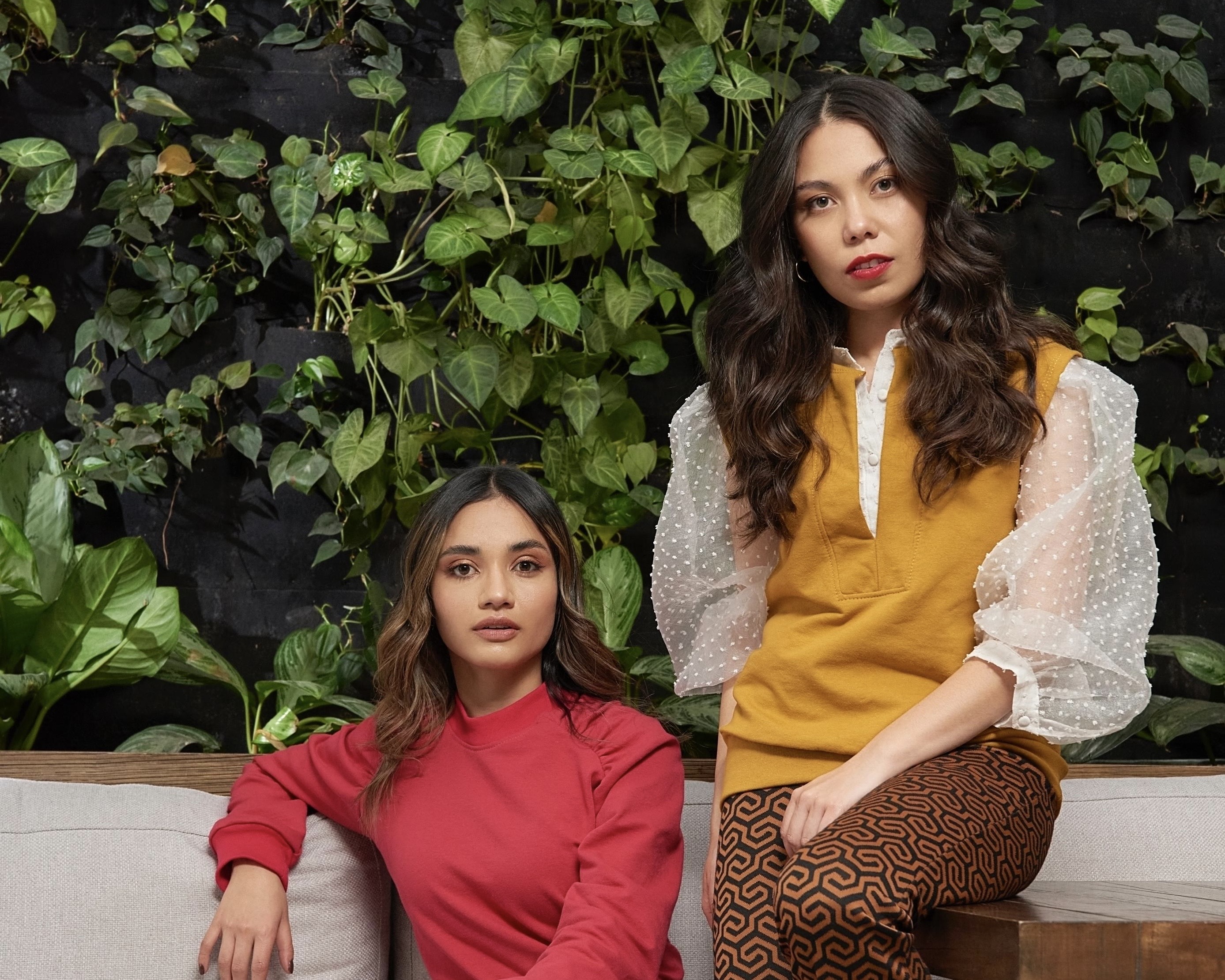 Las amigas que crearon una marca de chaquetas amigables con el medio ambiente