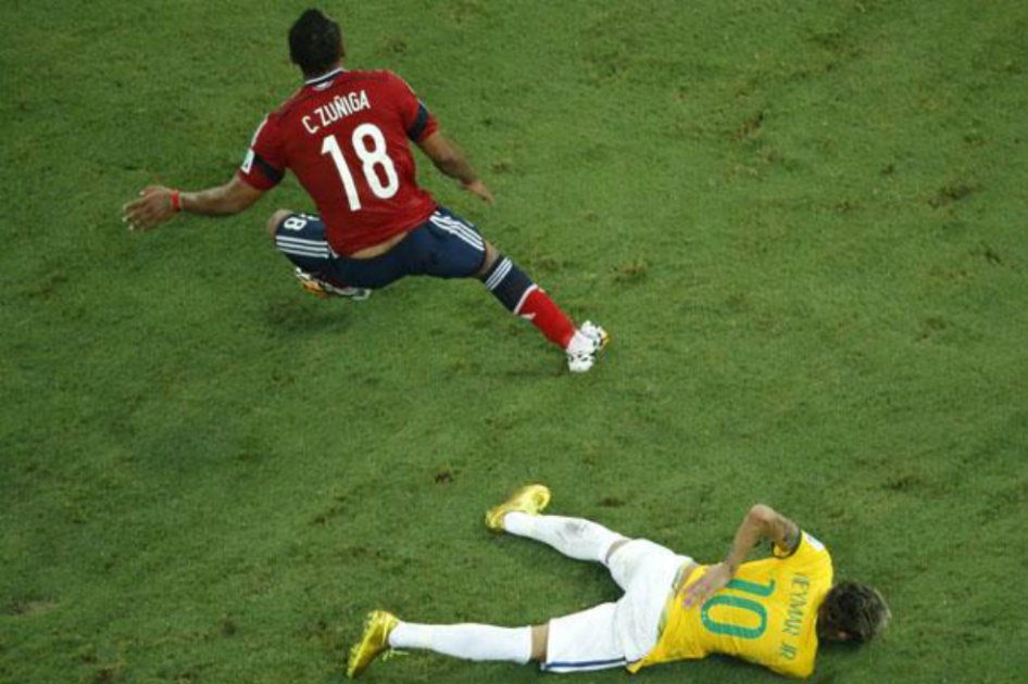 Neymar: “Zúñiga es el peor jugador porque me lesionó”