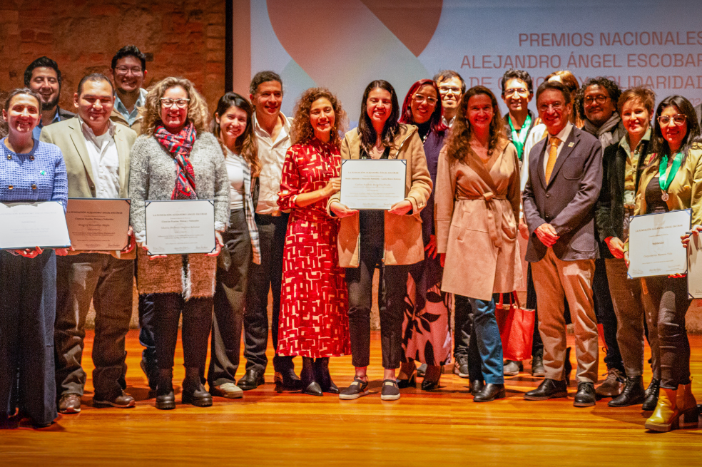 Abren convocatorias para participar en los premios Alejandro Ángel Escobar