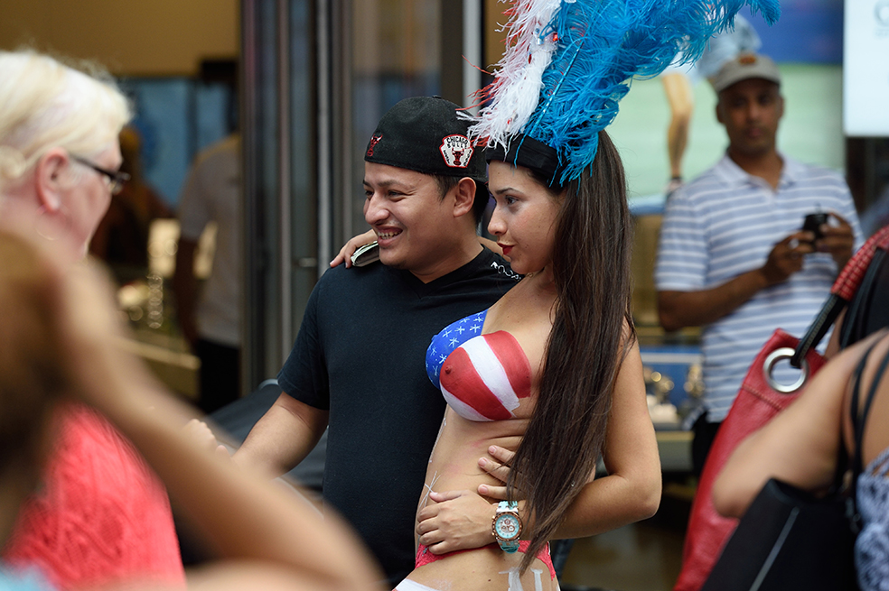 Batalla por el topless