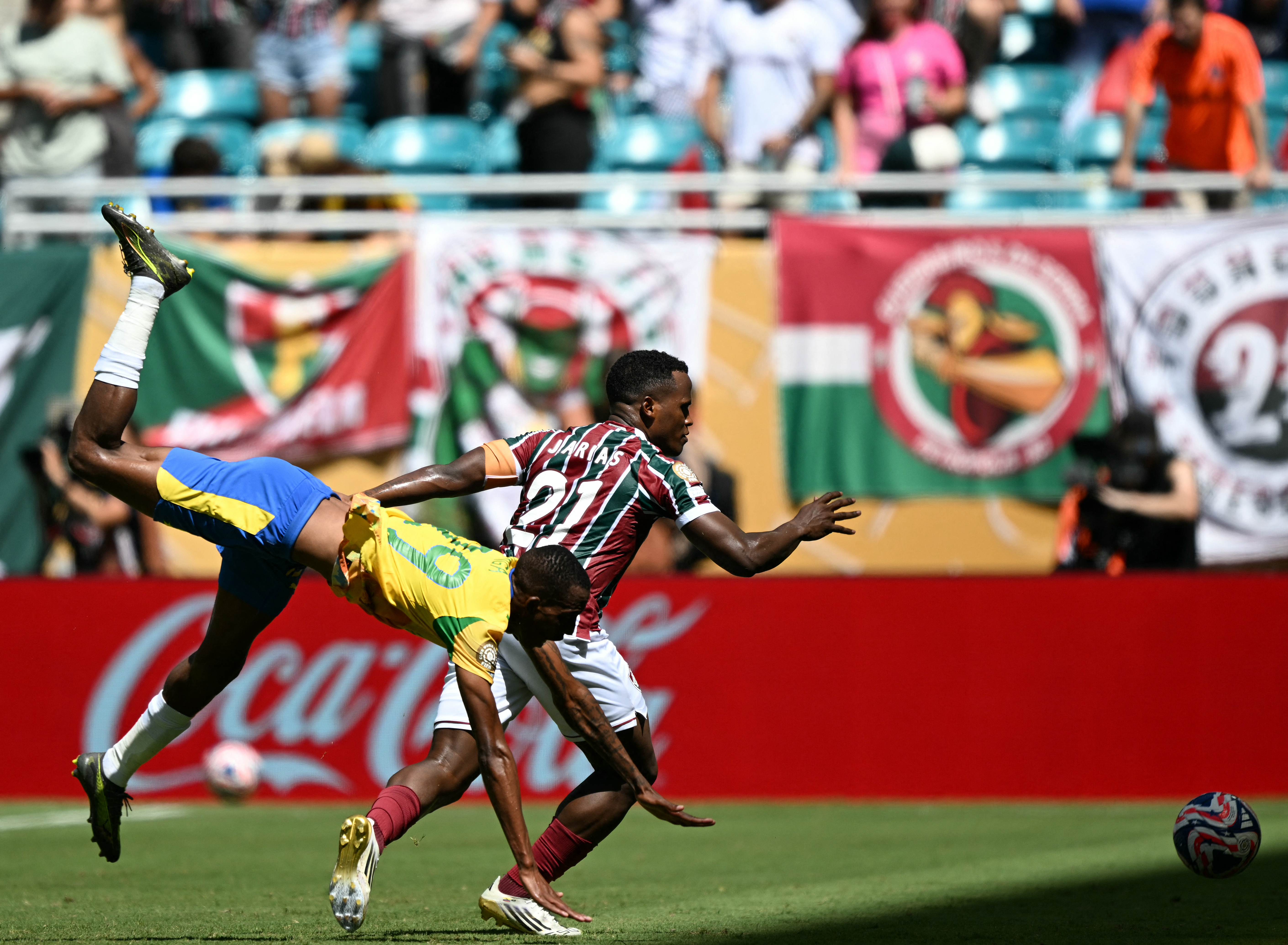 Jhon Arias y su Fluminense avanzaron a los octavos de final del Mundial de Clubes