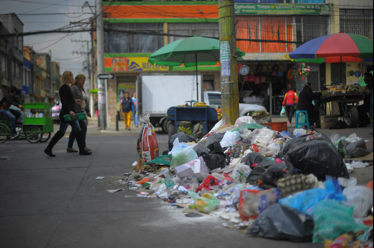 Hace tres semanas no se recogen las basuras en Luruaco, Atlántico