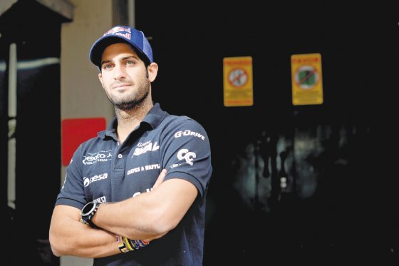 Gustavo Yacamán, piloto colombiano. / El Espectador 