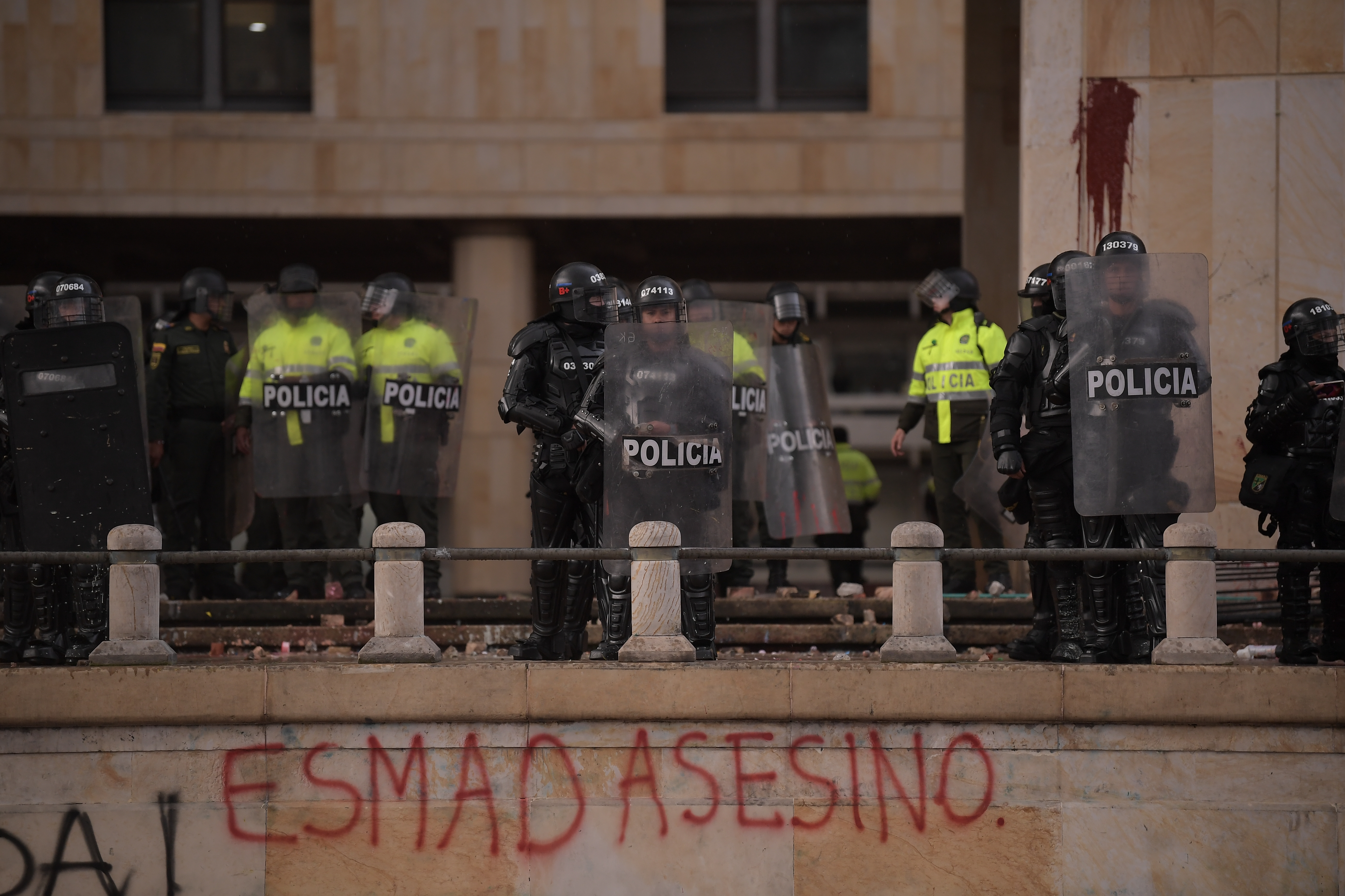 Marchas de estudiantes exigiendo el cumplimiento de los acuerdos firmados con el Gobierno Nacional en el 2018, para rechazar el accionar el Esmad durante la última semana y para protestar en contra de la corrupción en las universidades.