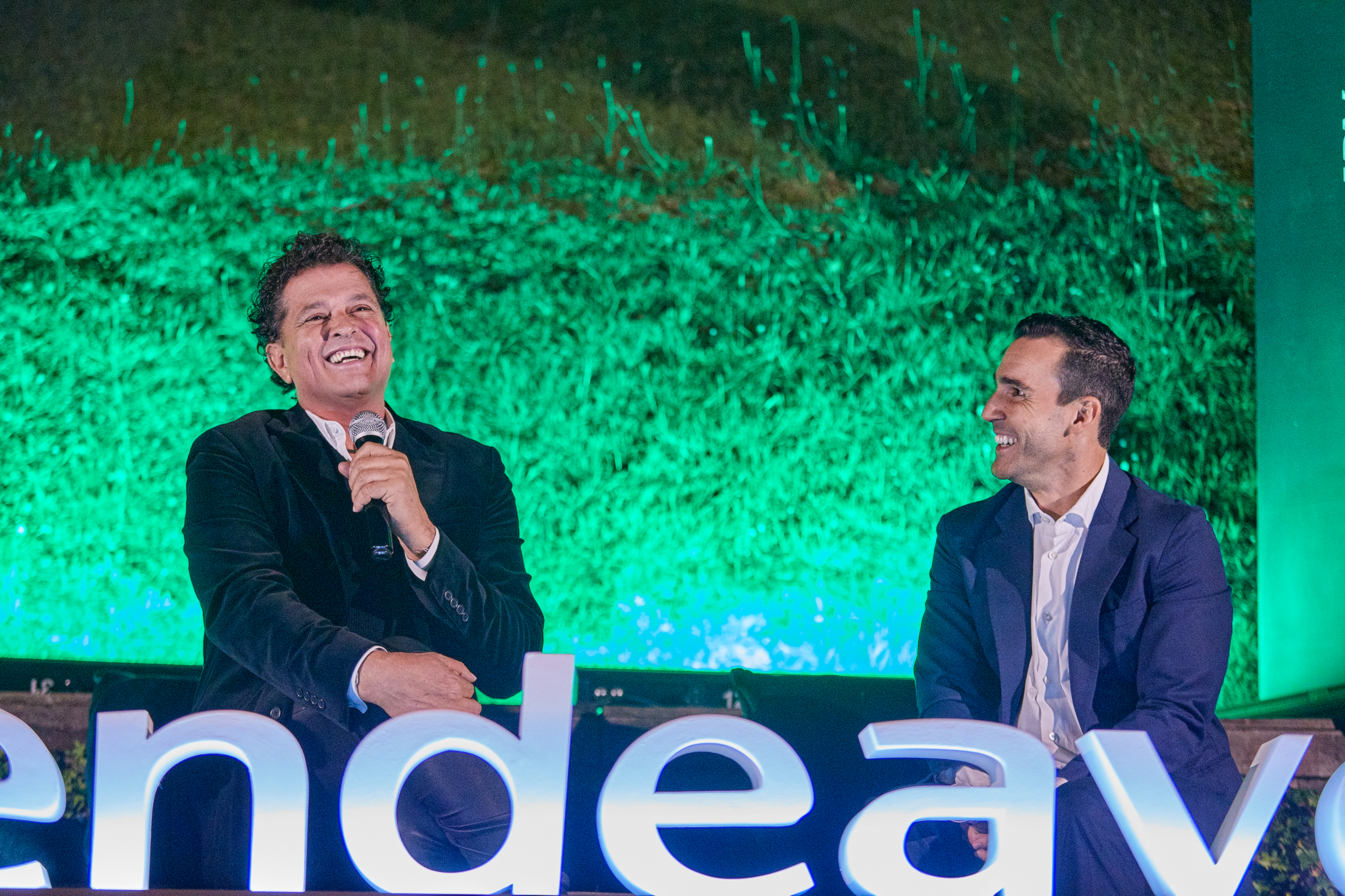 Carlos Vives y el ser un ejemplo para el liderazgo emprendedor colombiano
