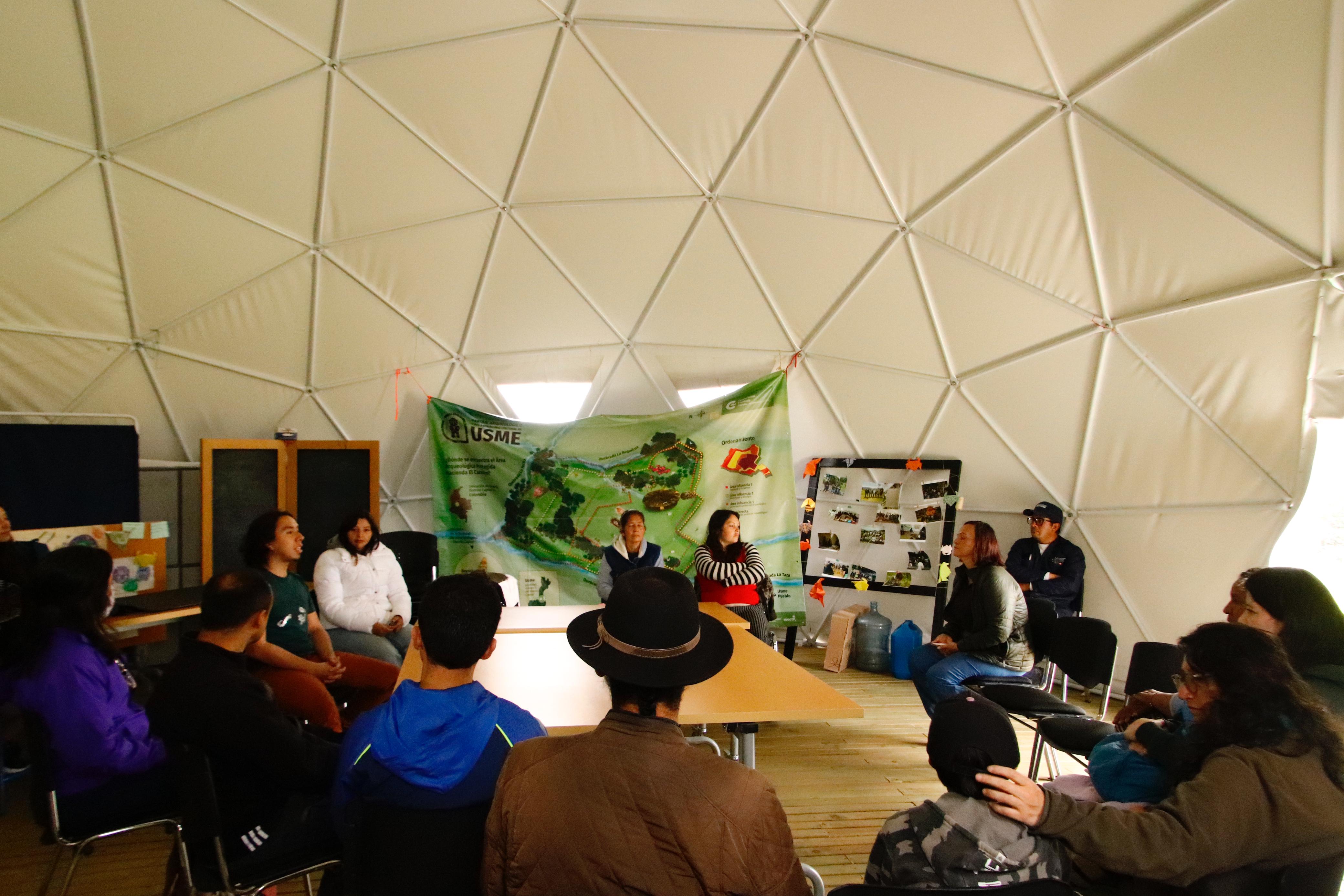 Astronomía en la huerta: el taller del planetario para educar sobre agricultura