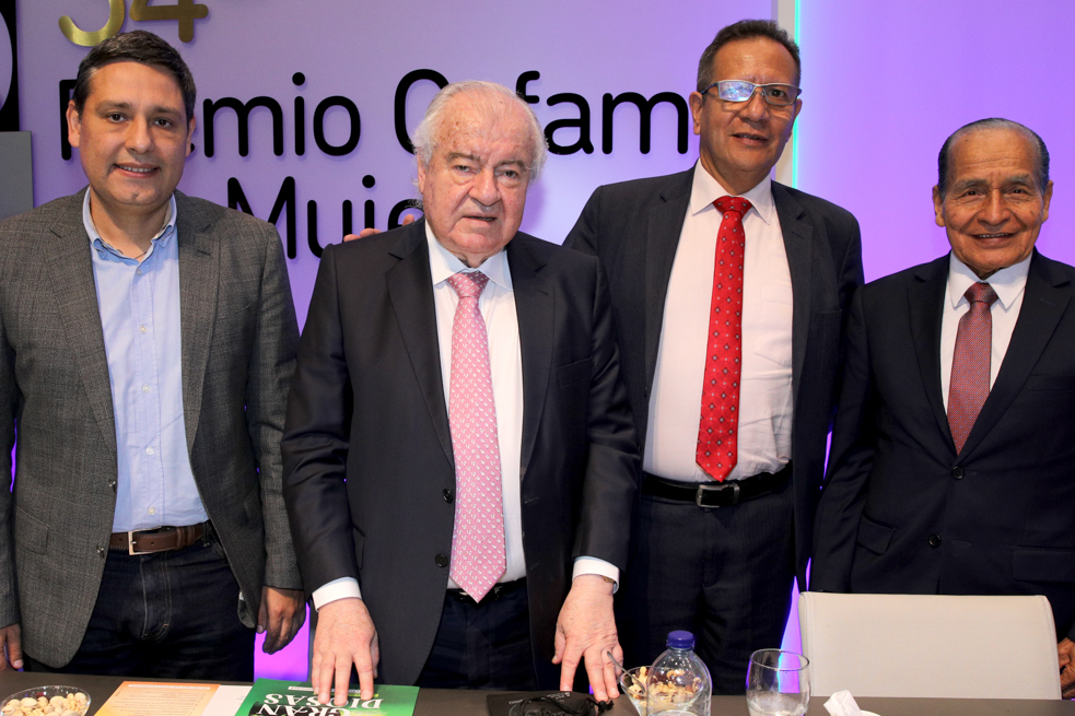 Mauricio Lizcano -Luis Gonzalo Giraldo Marín -Luis Guillermo Pérez Casas. -Guillermo Charcas Rojas