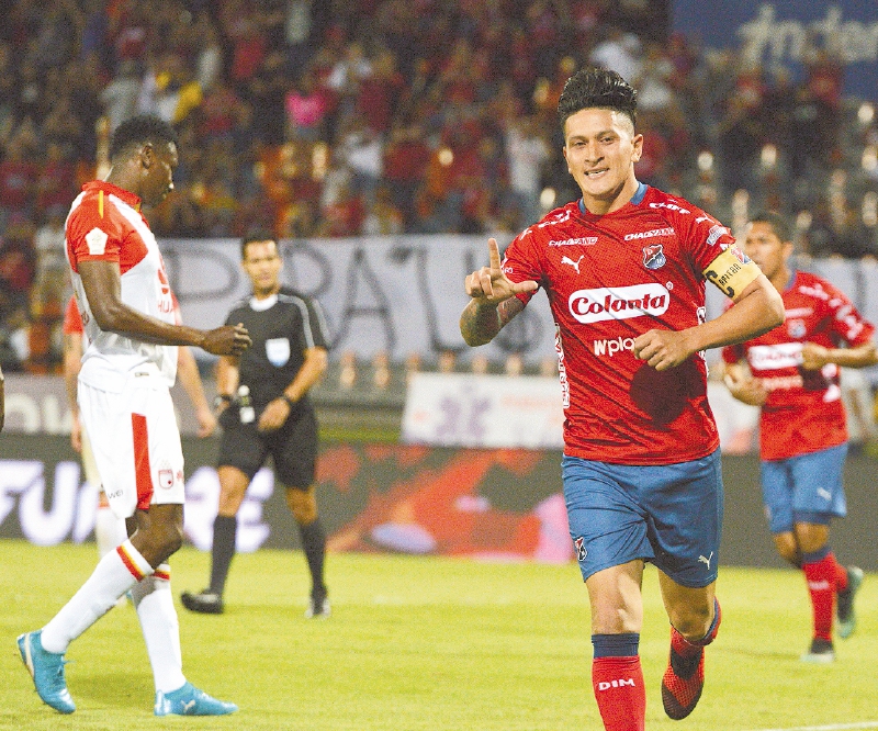 Los goles de Germán Cano no le alcanzan al Medellín