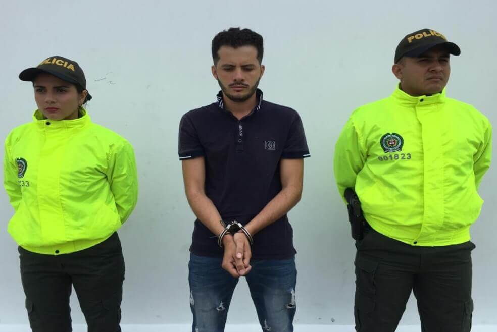 Capturan a supuesto miembro de los Pelusos, buscado por la Interpol