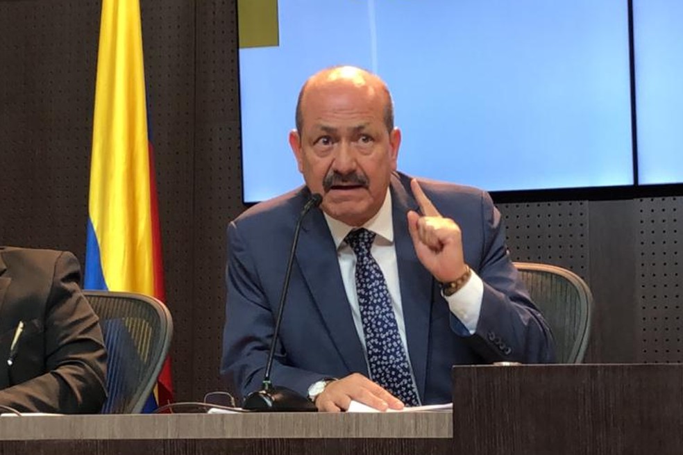 Senador Roosvelt Rodríguez renuncia a la U: “Respaldo al gobierno es indolente”
