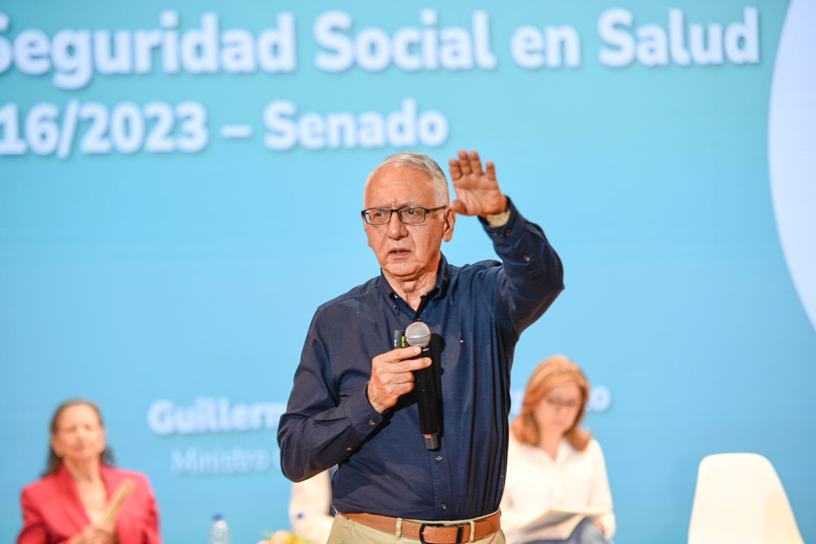 Se calienta la reforma a la salud: ya están listos 4 proyectos