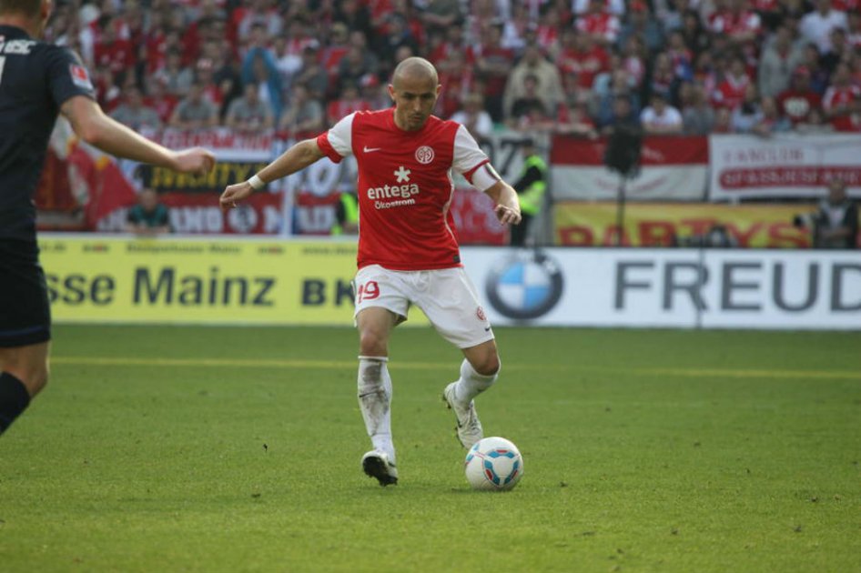 Elkin Soto acepta renovación de contrato hasta 2016 con el Mainz