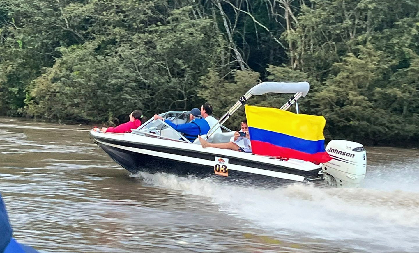 De travesía por el río Meta