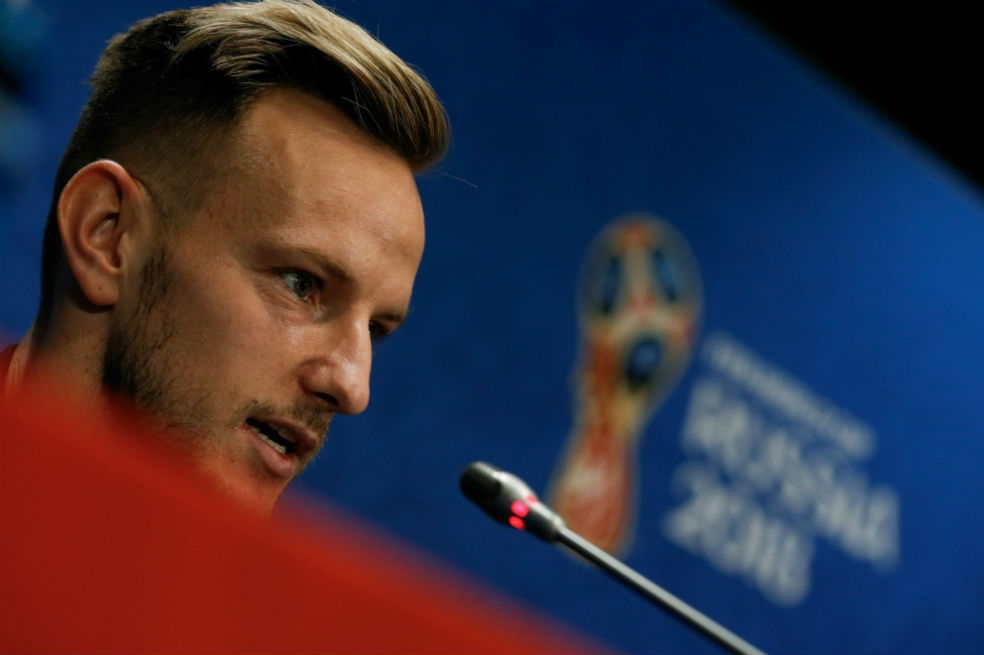 «Me retiraría el lunes si fuera el precio a pagar por la Copa», dice Rakitic