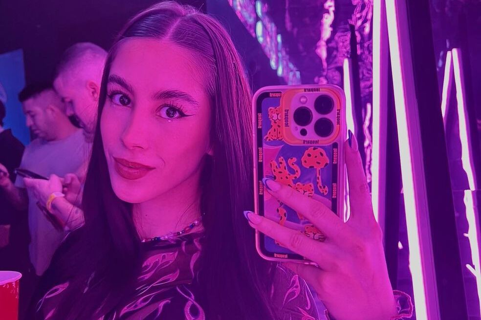 Nueva novia de Juan Duque.