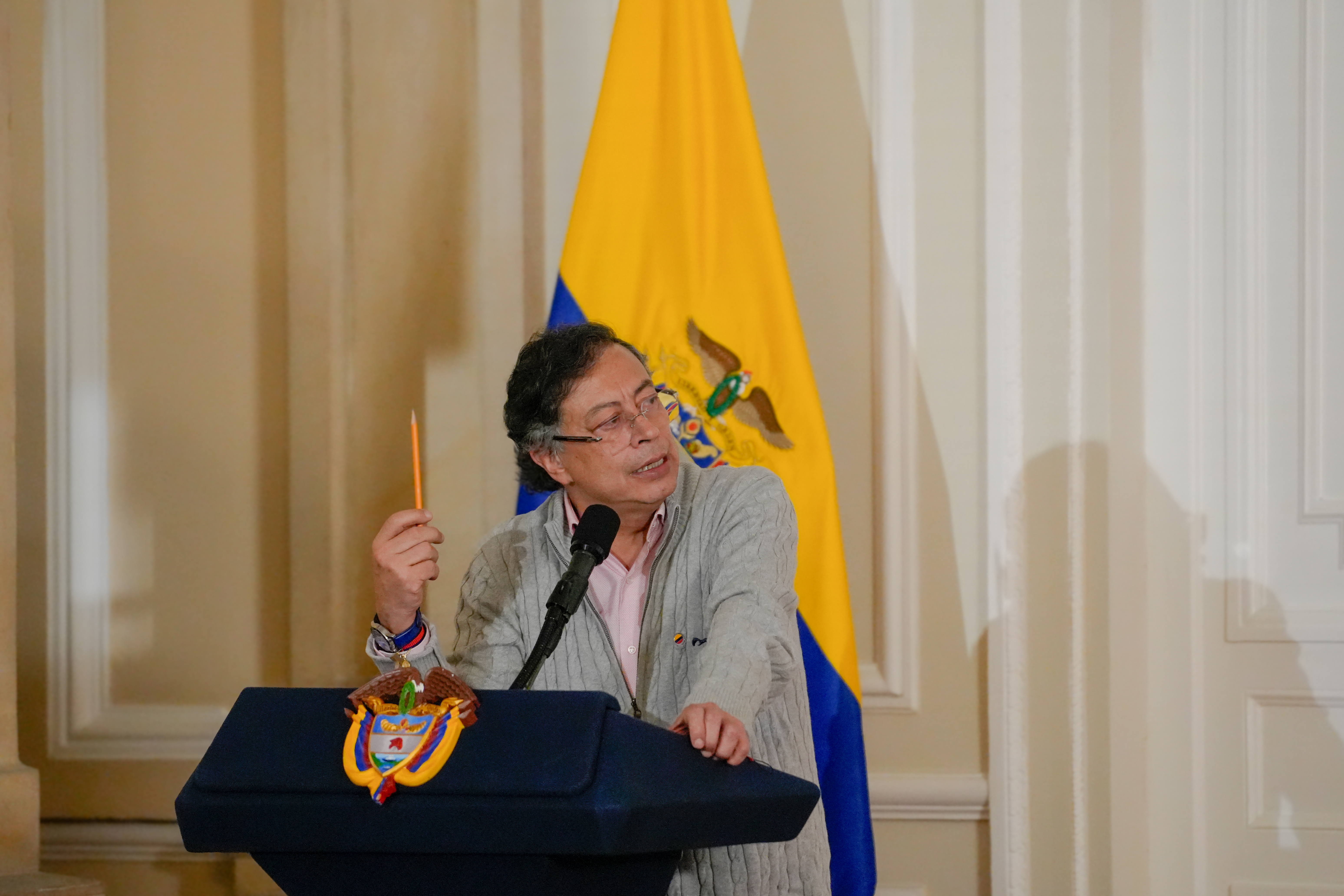 Así serán los últimos días de Petro en el gobierno: crecen las tensiones | La Mesa Redonda