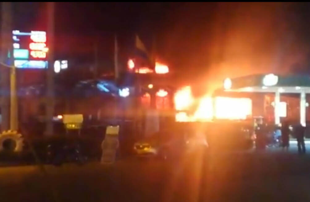 Incendio consumió un local de cuatrimotos en Rionegro, Antioquia