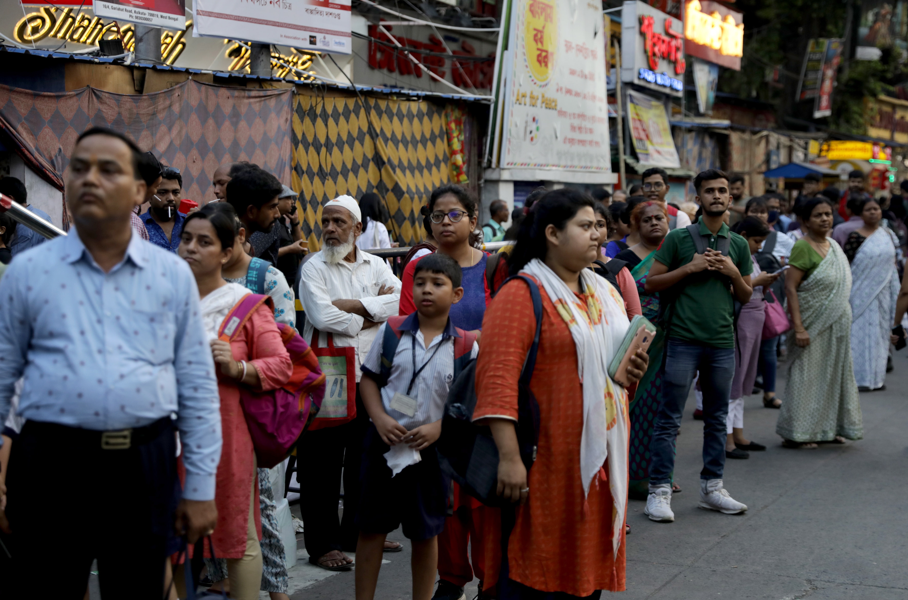 Es oficial: India es ahora el país más poblado del mundo, superando a China