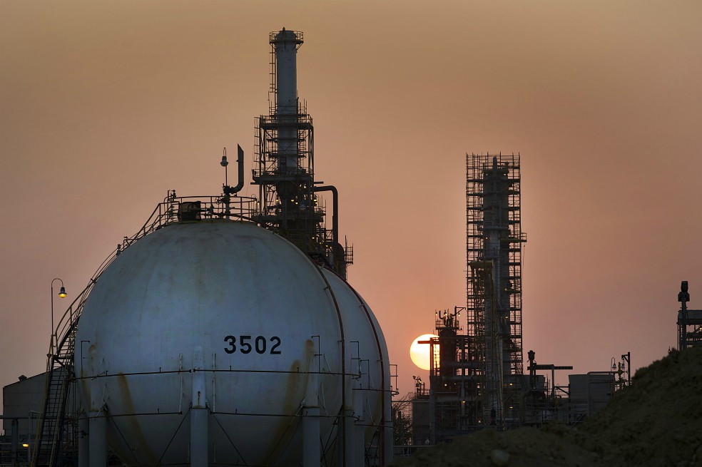 Advierten alto desempleo en la actividad petrolera