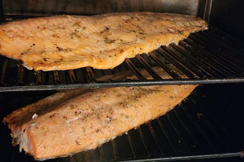 Receta para preparar salmón asado con costra de hierbas