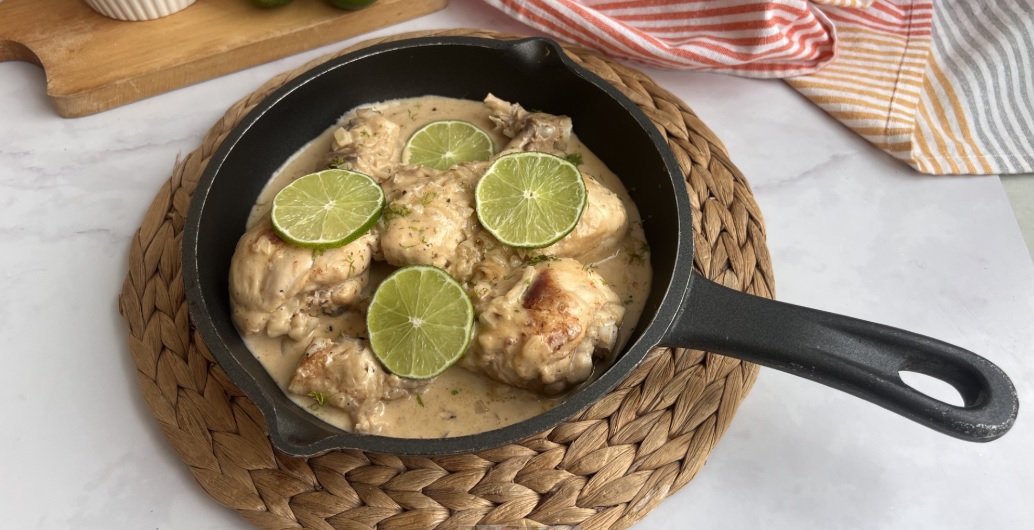 Perniles de pollo en salsa cremosa y limón