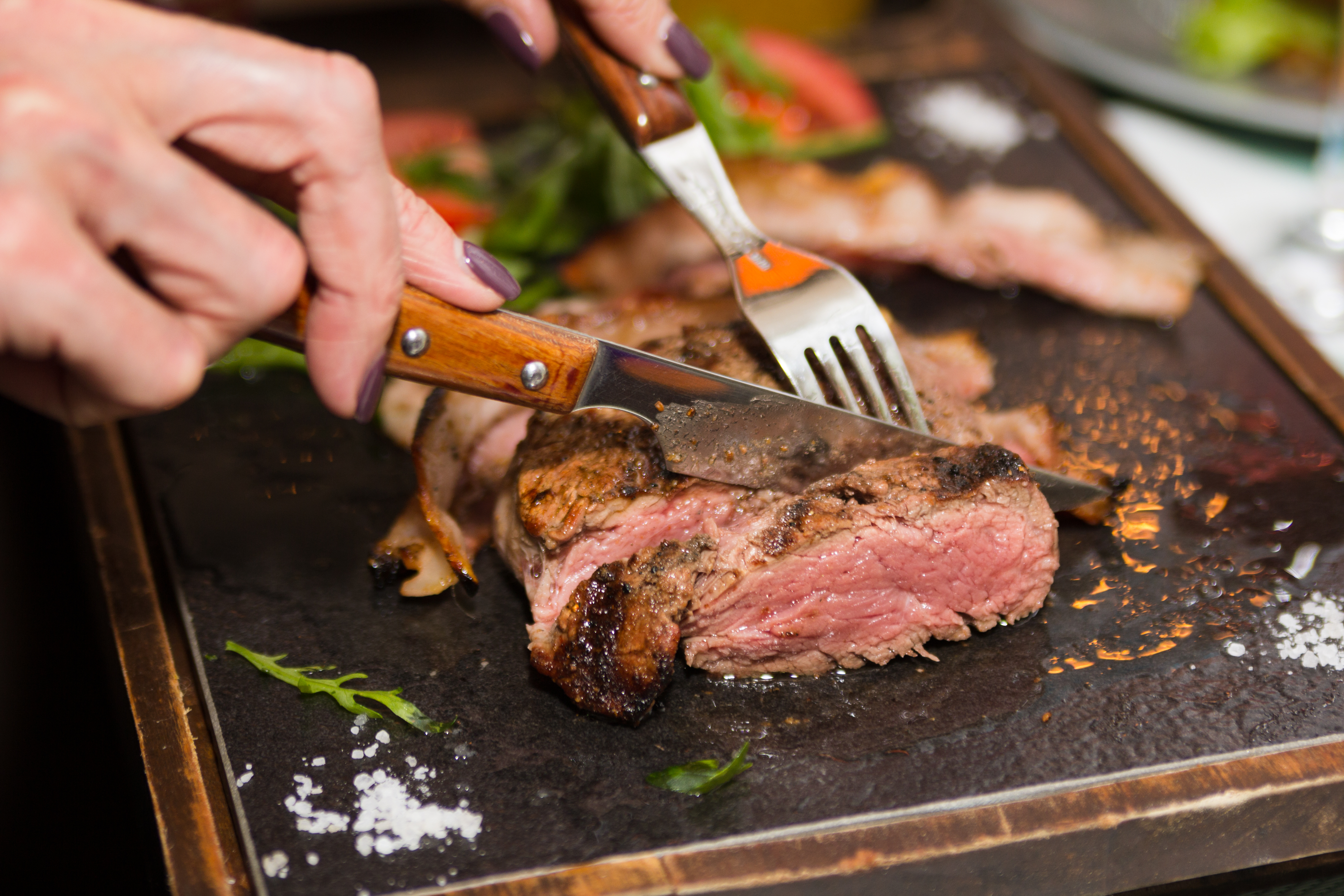 Términos de la carne: ¿qué es azul, 3/4, medio y más y cómo lograr cada uno?