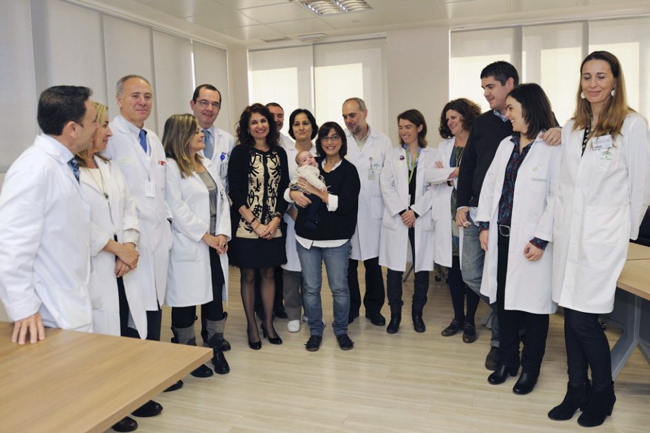 Dos españolas con cáncer de útero logran ser madres