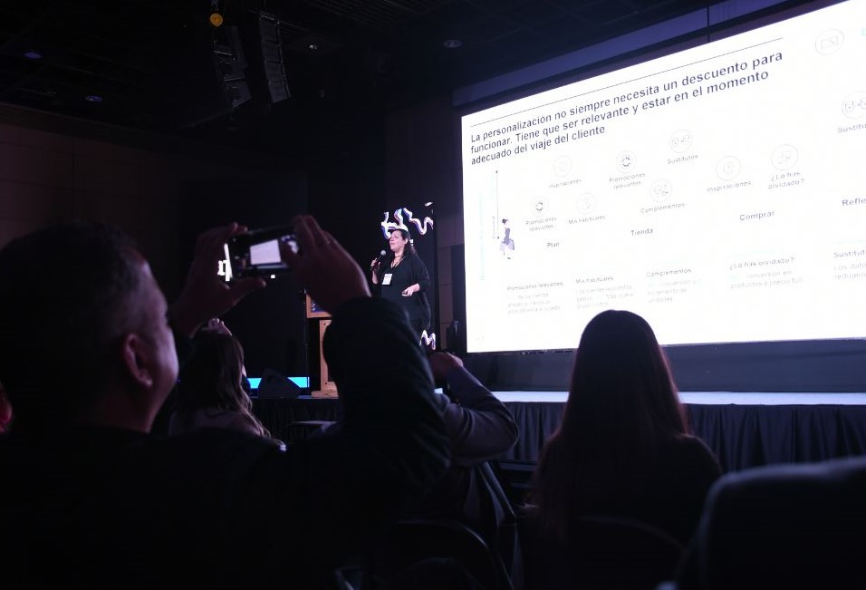 IAB Tech 2024: la IA promete un 30 % más de eficiencia en campañas digitales