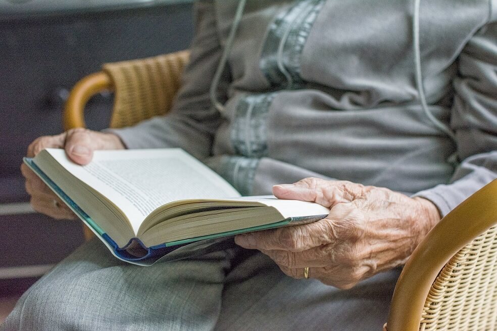 La educación, una ventana a las personas mayores durante el confinamiento