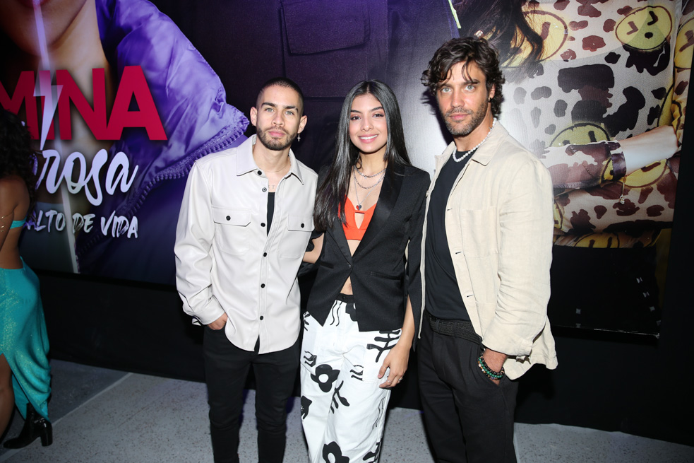 Kevin Bury,Alison Joan, Juan Guilera