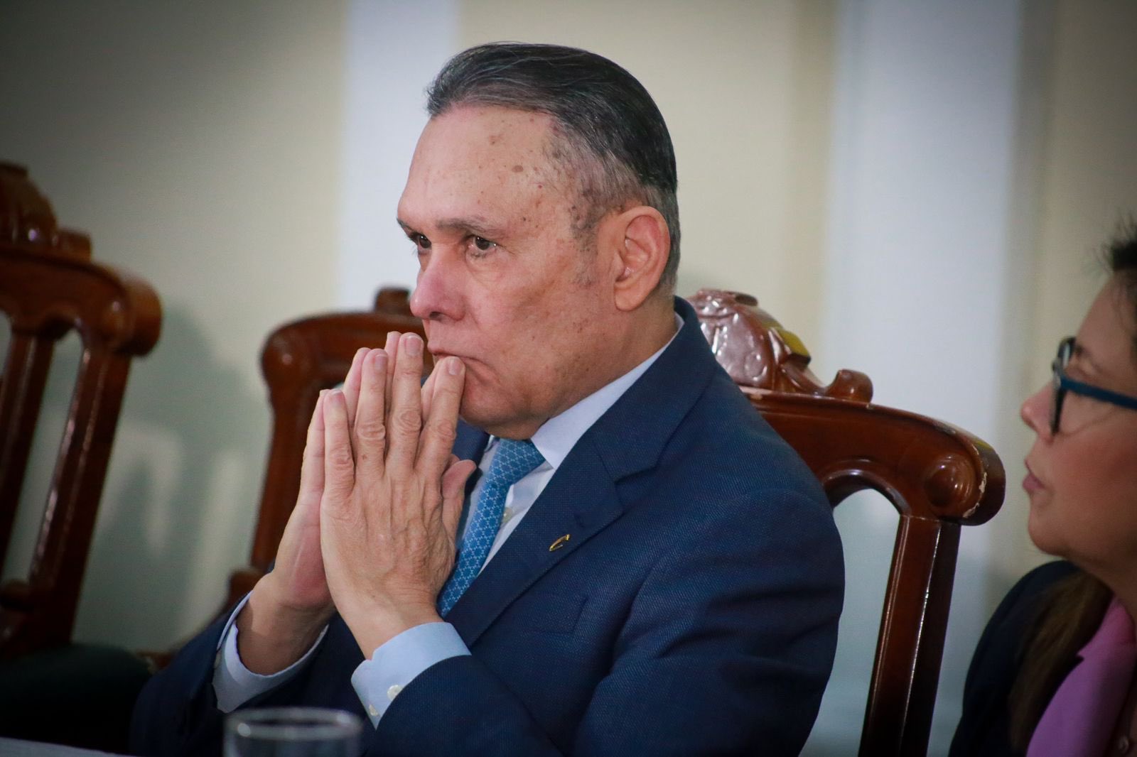 “No veo las extraordinarias”: Efraín Cepeda tras archivo de ley de financiamiento