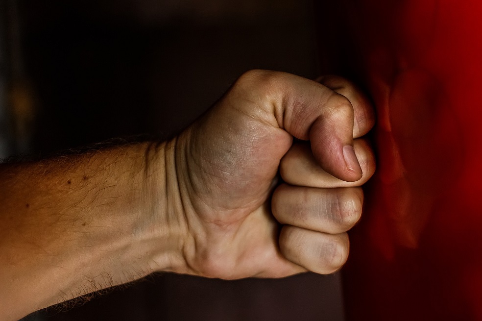 Golpean en Manizales a un hombre por falsa acusación de ser un violador