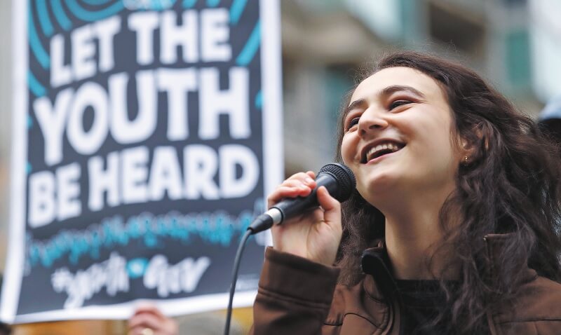 La activista de 17 años que puso la primera demanda por el clima