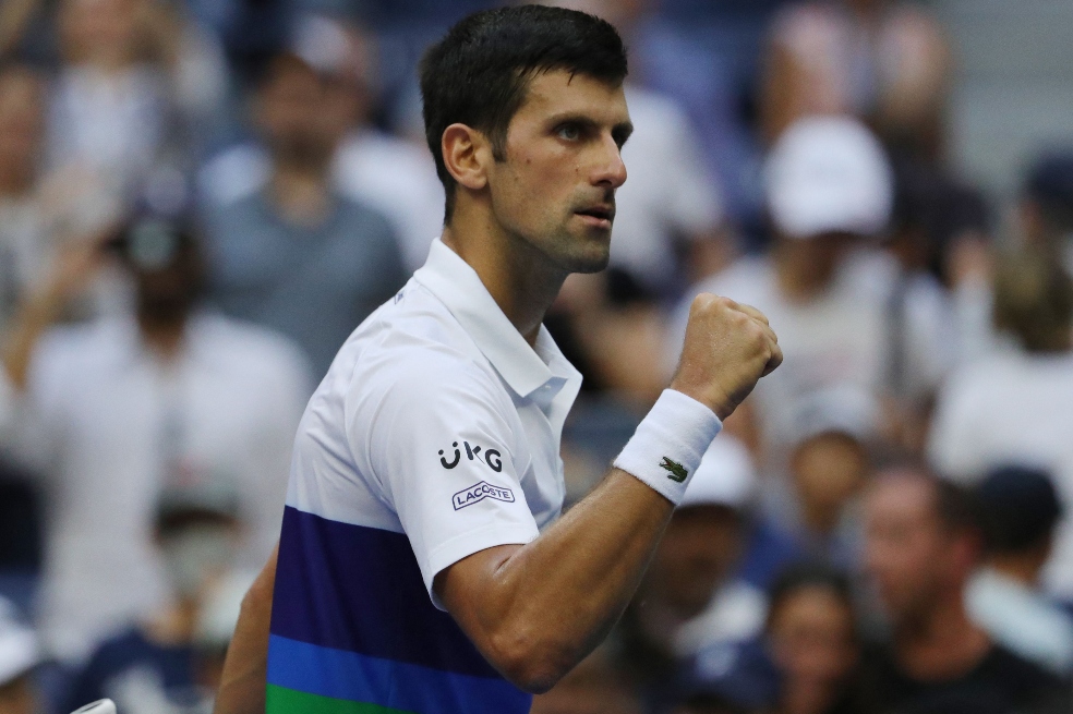 El tenista serbio Novak Djokovic superó al japonés Kei Nishikori, en Nueva York.