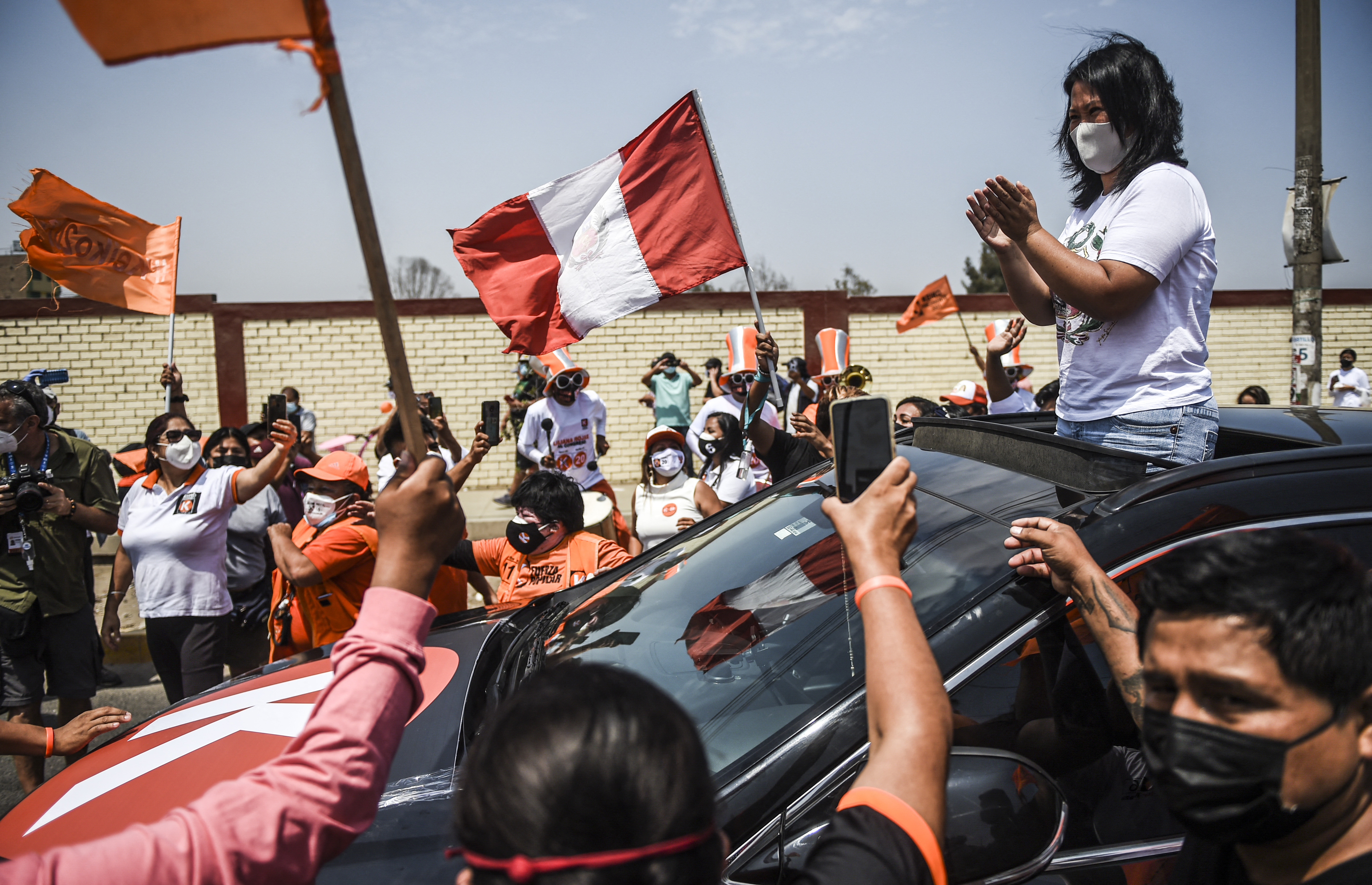 Lo que debe saber de las elecciones en Perú y Ecuador en plena pandemia