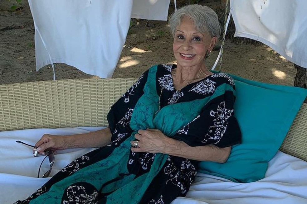 Hay luto en la televisión colombiana. La madre de la también actriz Patricia Ércole, falleció a los 81 años, al parecer por causas naturales.