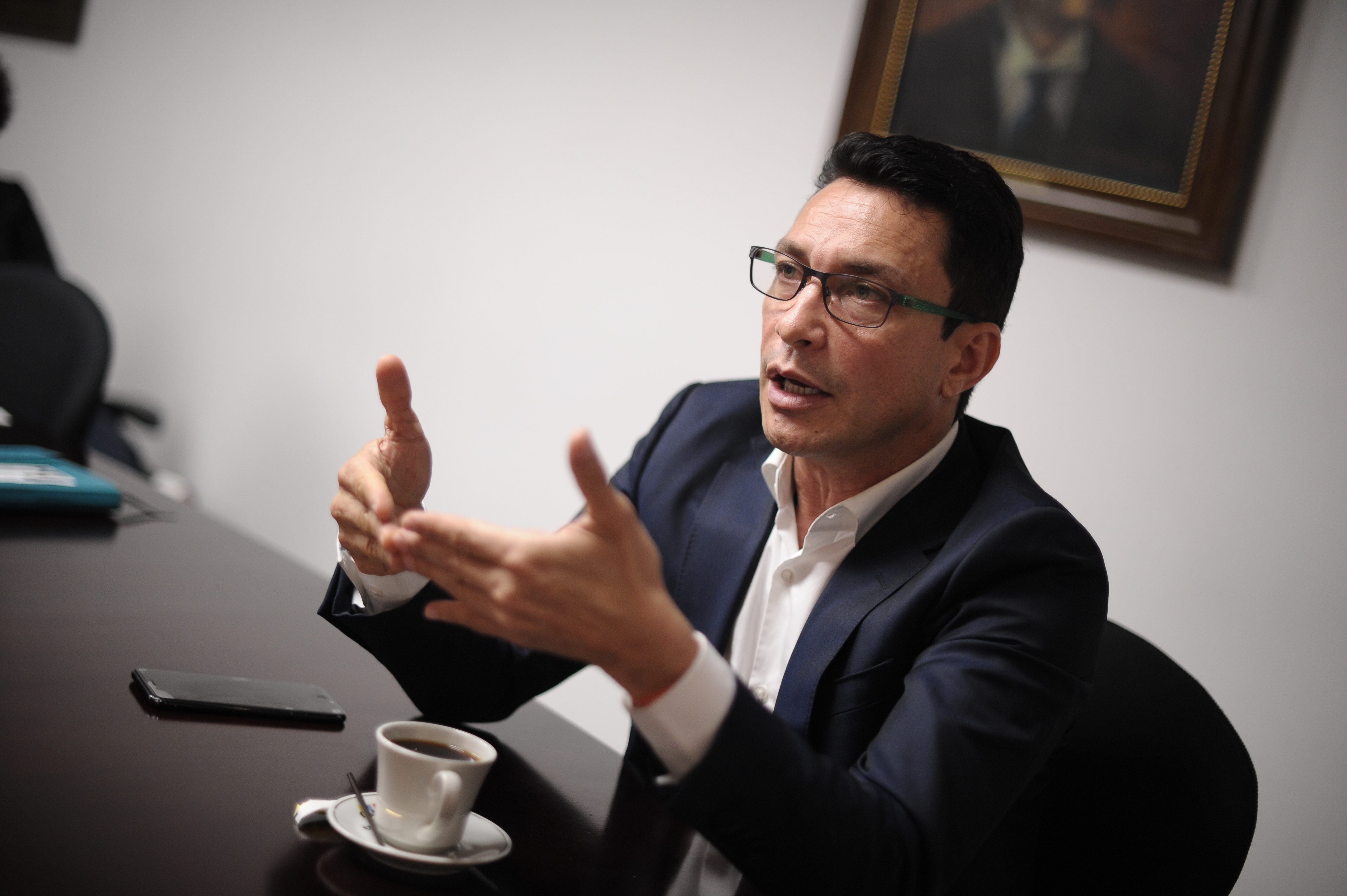 Gobernador de Magdalena pide consulta para retornar al federalismo