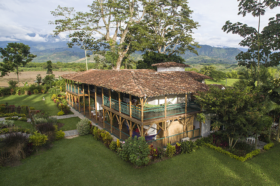 Turismo en Colombia, Hacienda Bambuesa, en el Eje Cafetero.