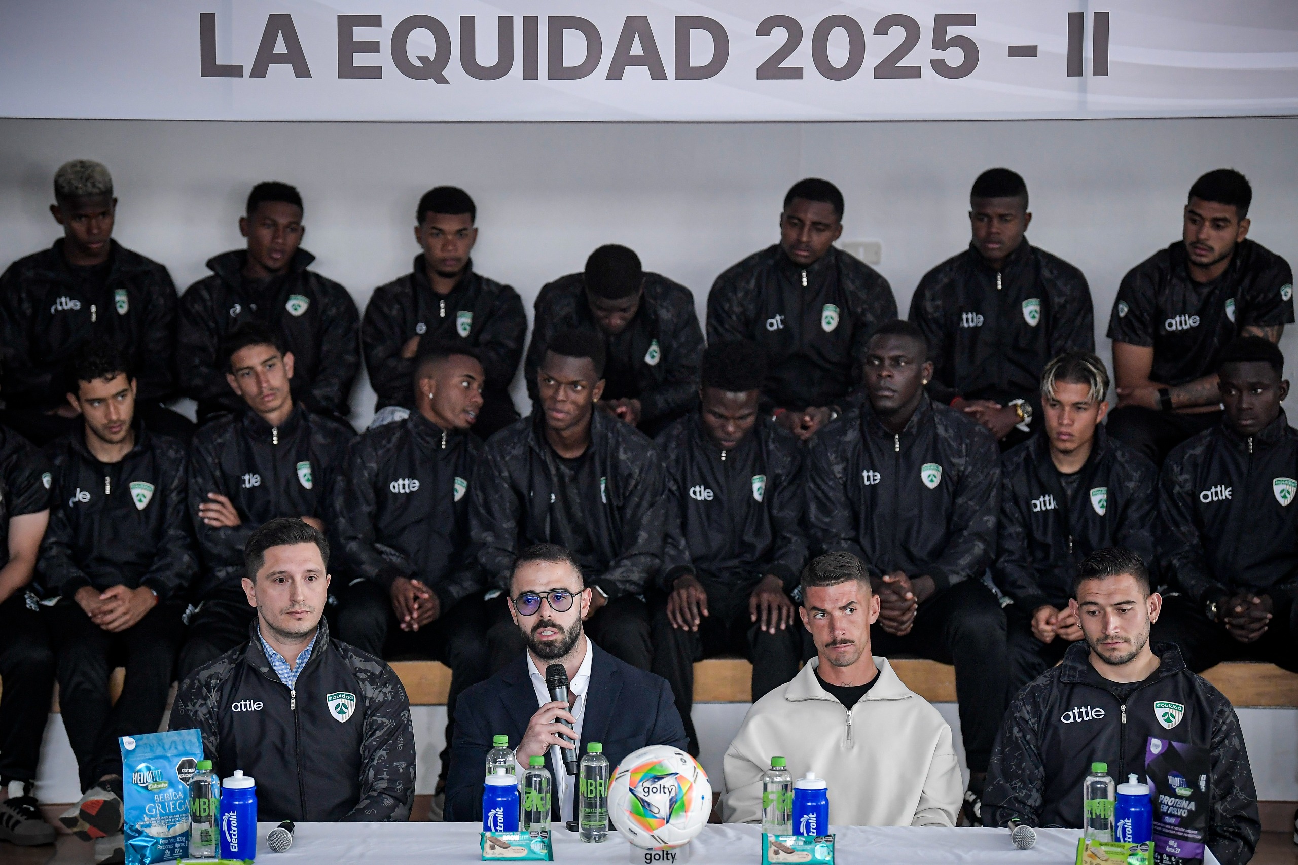 Equidad, en la presentación de su nuevo plantel para el siguiente semestre.