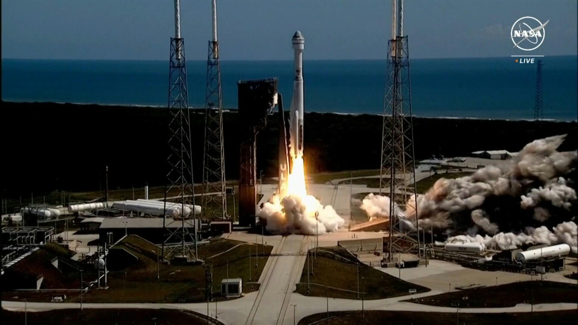 La nave espacial Starliner, de Boeing, despegó exitosamente rumbo a la EEI