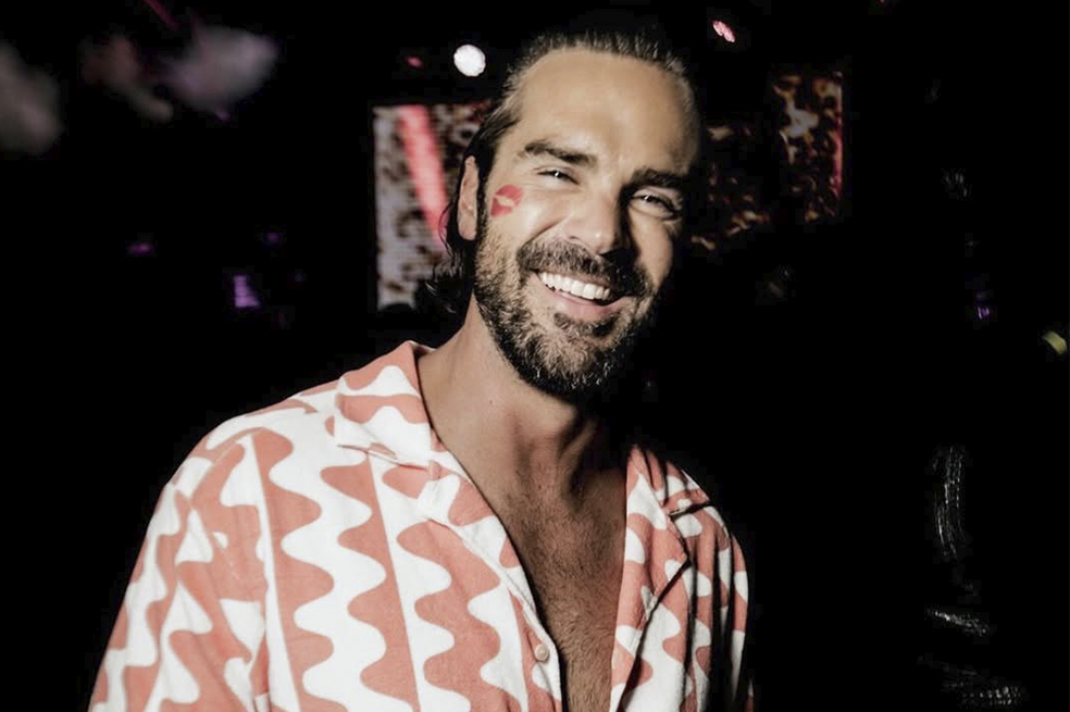 Murió José de la Torre, actor de ‘Vis a vis’. Tenía 37 años. ¿Qué le pasó?