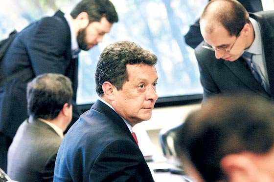 Juez absolvió a exdirector de la Uiaf, Mario Arangurén en proceso por las ‘chuzadas’