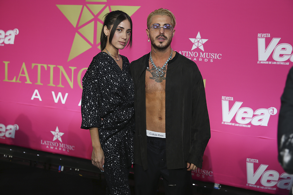 Llane y Karolayn Corzo