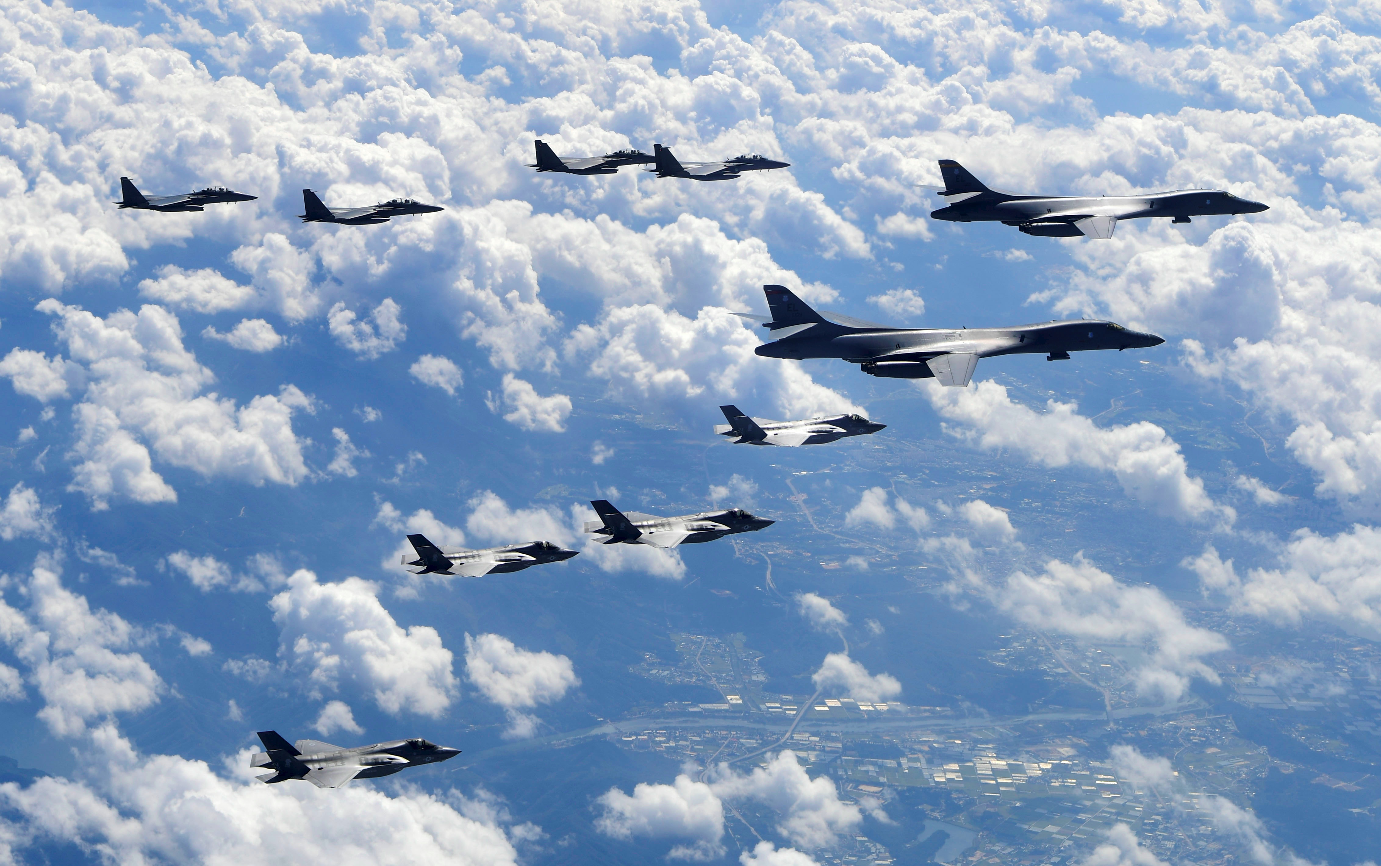 Rusia afirma que interceptó dos bombarderos de Estados Unidos sobre el Báltico