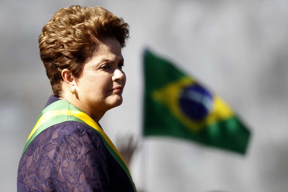 La presidenta de Brasil, Dilma Rousseff, enfrenta por estos días la más baja popularidad. /EFE-Fernando Bizerra Jr.